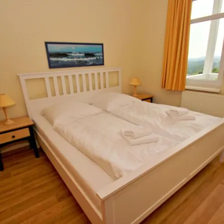 Balkon, Gratis Nutzung Vom Ahoi Erlebnisbad Und Sauna In Sellin - Meeresblick 47 Apartment Goehren (Ruegen)
