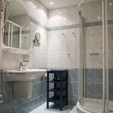 Balkon, Gratis Nutzung Vom Ahoi Erlebnisbad Und Sauna In Sellin - Meeresblick 47 *